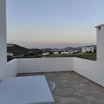Kallista - Sunlit Apartahotel